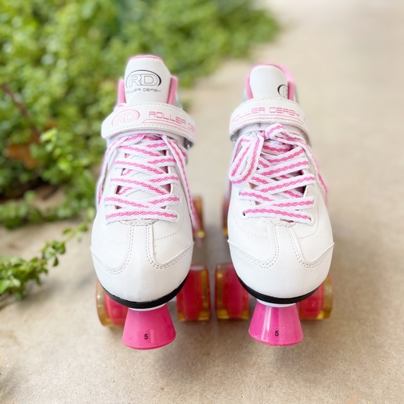 RD Roller Derby "Sparkles" Light Up Girls' Roller Skates, Fits Women US 7 - Picture 2 of 5
